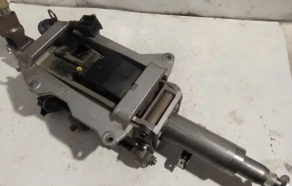 Volkswagen Touareg II Steering wheel axle 4H0907705K
