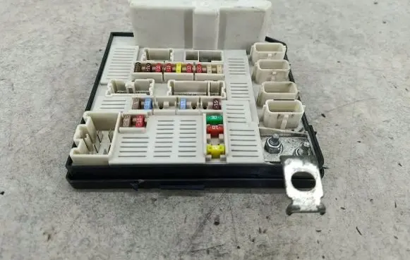 Renault Scenic II - Grand scenic II Central body control module