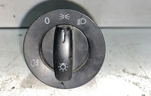 Volkswagen Caddy Light switch