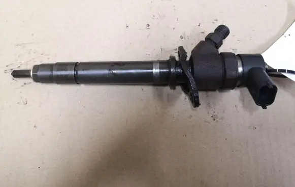Volvo XC90 Fuel injector 0445110078