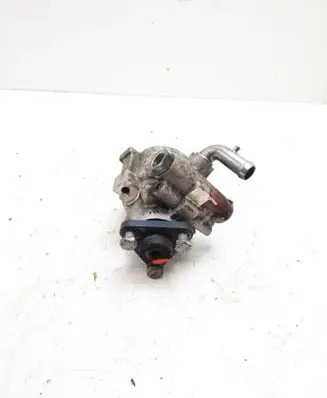Opel Combo D Power steering pump 26081093