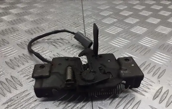 Mazda 5 Engine bonnet/hood lock/latch loop/hook 
