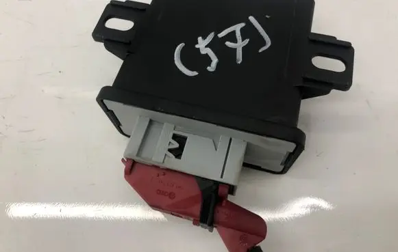 Audi A4 S4 B8 8K Light module LCM 8K0907357B