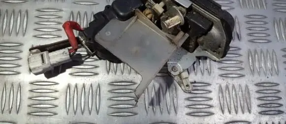 Toyota Camry Rear door lock
