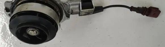 Volkswagen PASSAT B8 Water pump 010234801RT