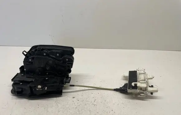BMW 7 G11 G12 Rear door lock 7477712 A046465 18283810
