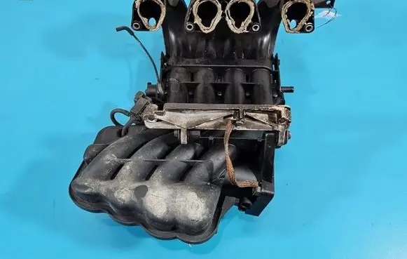 Volkswagen Golf IV Intake manifold 06A133205G IMPRK1600631