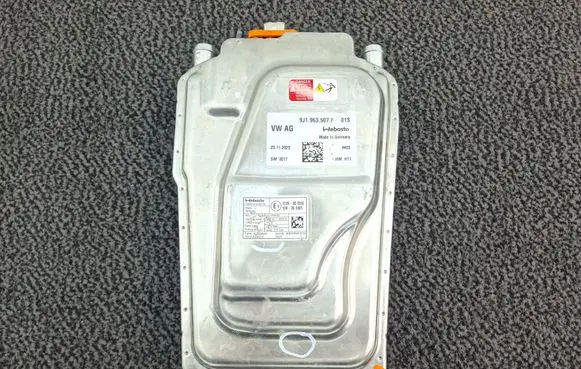 Porsche Taycan 9J1 Auxiliary heating control unit/module 9J1963507F