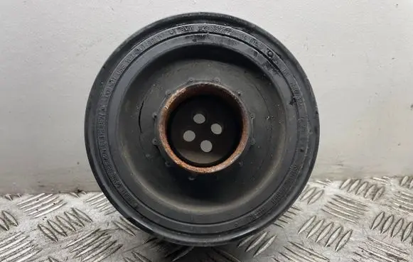 BMW 5 F10 F11 Crankshaft pulley 8512072