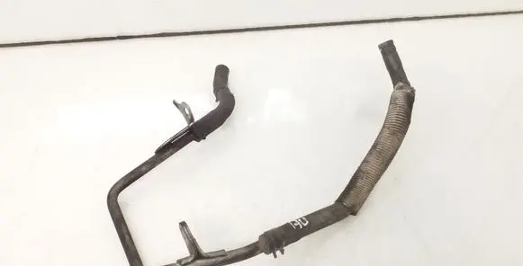 Toyota Avensis T250 Engine coolant pipe/hose