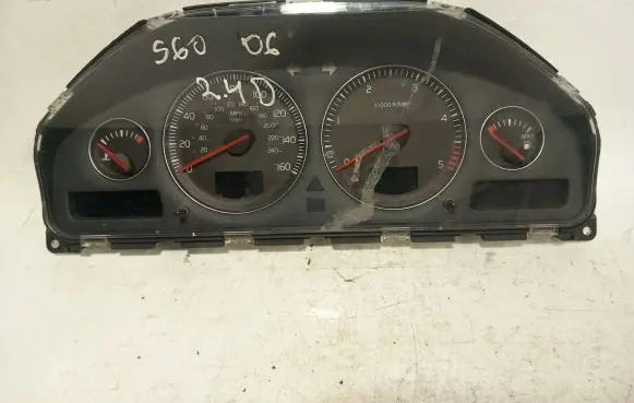 Volvo S60 Speedometer (instrument cluster) 30746112 8602886 69594720T