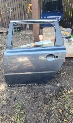 Volvo V70 Rear door 