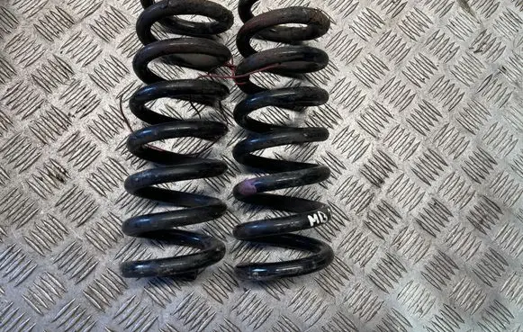 Mercedes-Benz C W204 Rear coil spring