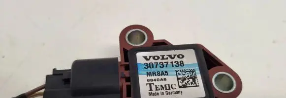 Volvo V50 Airbag deployment crash/impact sensor 8840A6 30737138 MRSA5