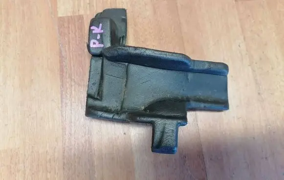 Opel Insignia B Other engine bay part 39021928 YR00195880