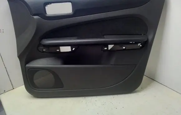 Ford Focus Front door card panel trim 4M51A23942C P971A