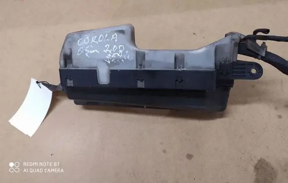 Toyota Corolla E120 E130 Fuse module