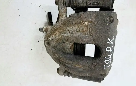 Toyota Corolla Verso AR10 Front brake caliper
