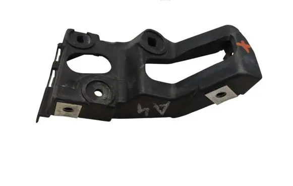 Audi A4 S4 B6 8E 8H Fender mounting bracket 8E0853922B