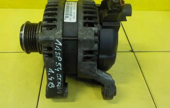 Opel Corsa E Generator/alternator MS1042118830 11SP54 13585666B