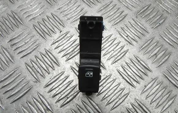 Subaru Outback (BS) Electric window control switch 83071AL14A T9922