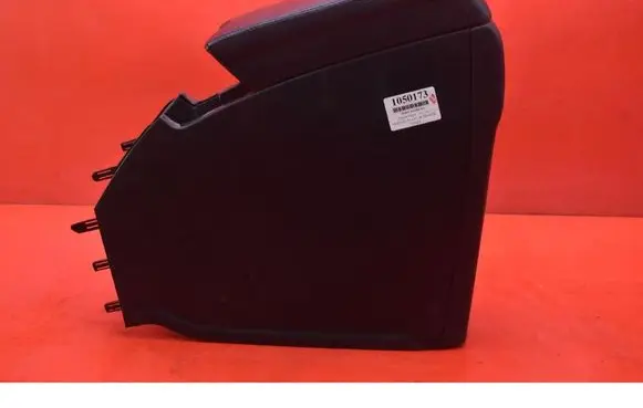 Toyota Prius+ (ZVW40) Center console 5891247080