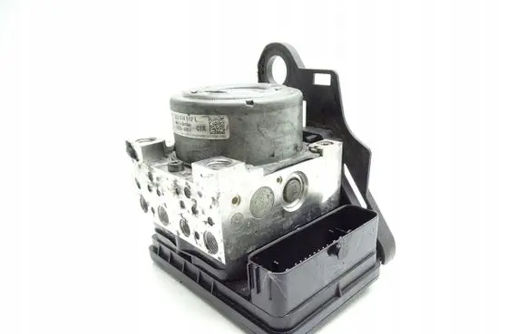 Volkswagen Golf VII ABS Pump 5Q0907379M