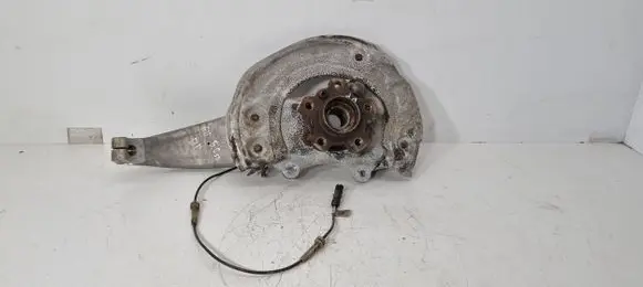 BMW 7 G11 G12 Front wheel hub 6884380 68843800