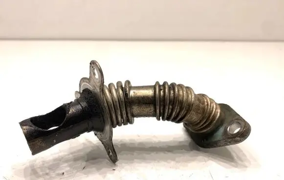 KIA Carens III EGR valve line/pipe/hose 