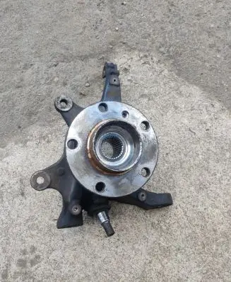 BMW X5 E53 Front wheel hub spindle knuckle 6761576C 6761576