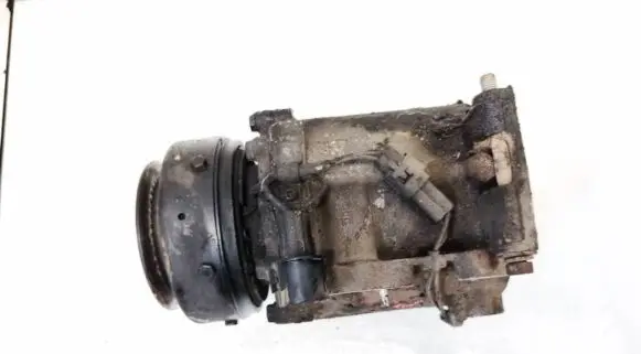Mitsubishi Pajero Sport I Air conditioning (A/C) compressor (pump) mcs105C AKC200A551J