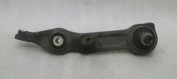 Mercedes-Benz CLS C219 Front control arm A2113308207
