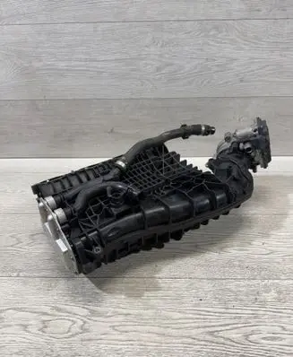 BMW 3 F30 F35 F31 Intake manifold 70602694 8623324 191896