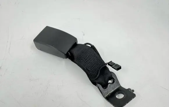 BMW 1 F20 F21 Rear seatbelt buckle 7266352
