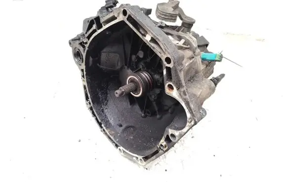 Nissan Juke I F15 Manual 6 speed gearbox 7701700587 320101KG1B TL4