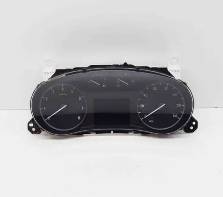 Opel Mokka Speedometer (instrument cluster) 42483698 812372274