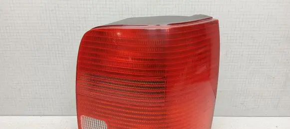 Volkswagen PASSAT B5 Rear/tail lights 3B9945112