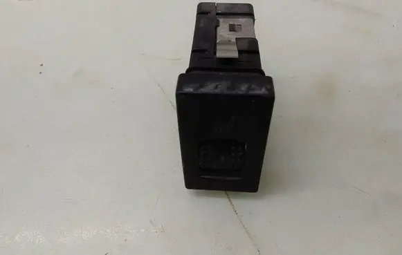 Volkswagen Golf IV Seat heating switch 3B0963563D