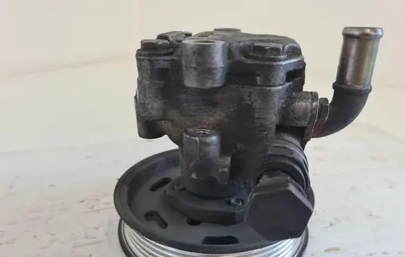Skoda Octavia Mk1 (1U) Power steering pump 1J0422154A