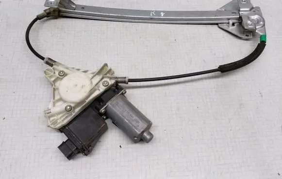 Mitsubishi Space Star Rear door window regulator with motor 0130821789