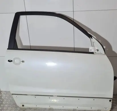 Suzuki Grand Vitara II Front door