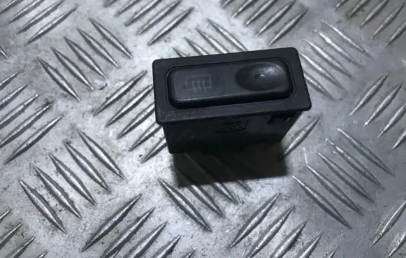 Honda Civic Windscreen/window heater switch m9004ka