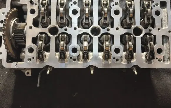 Audi Q7 4M Engine head 059353dc