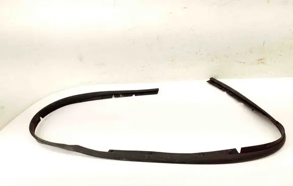 Nissan X-Trail T32 Engine compartment rubber 