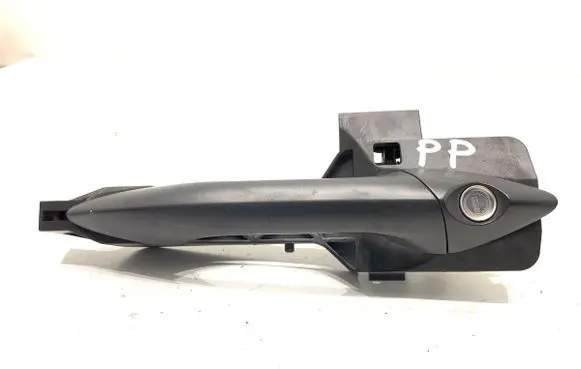 Hyundai i30 Front door exterior handle 