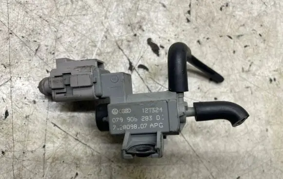 Audi Q5 SQ5 Turbo solenoid valve 079906283D 12T324 72809807A