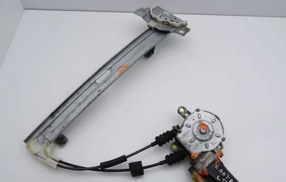 Hyundai Lantra I Rear door window regulator with motor