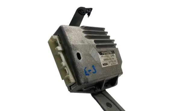 Toyota Corolla E120 E130 Power steering control unit/module 8965002150 621579