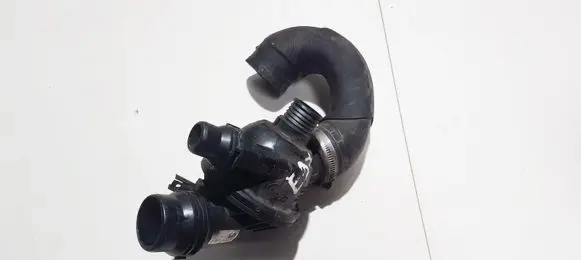 BMW 3 E90 E91 Thermostat housing 7552403