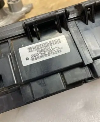 Dodge Durango Fuse box set P68320923AD